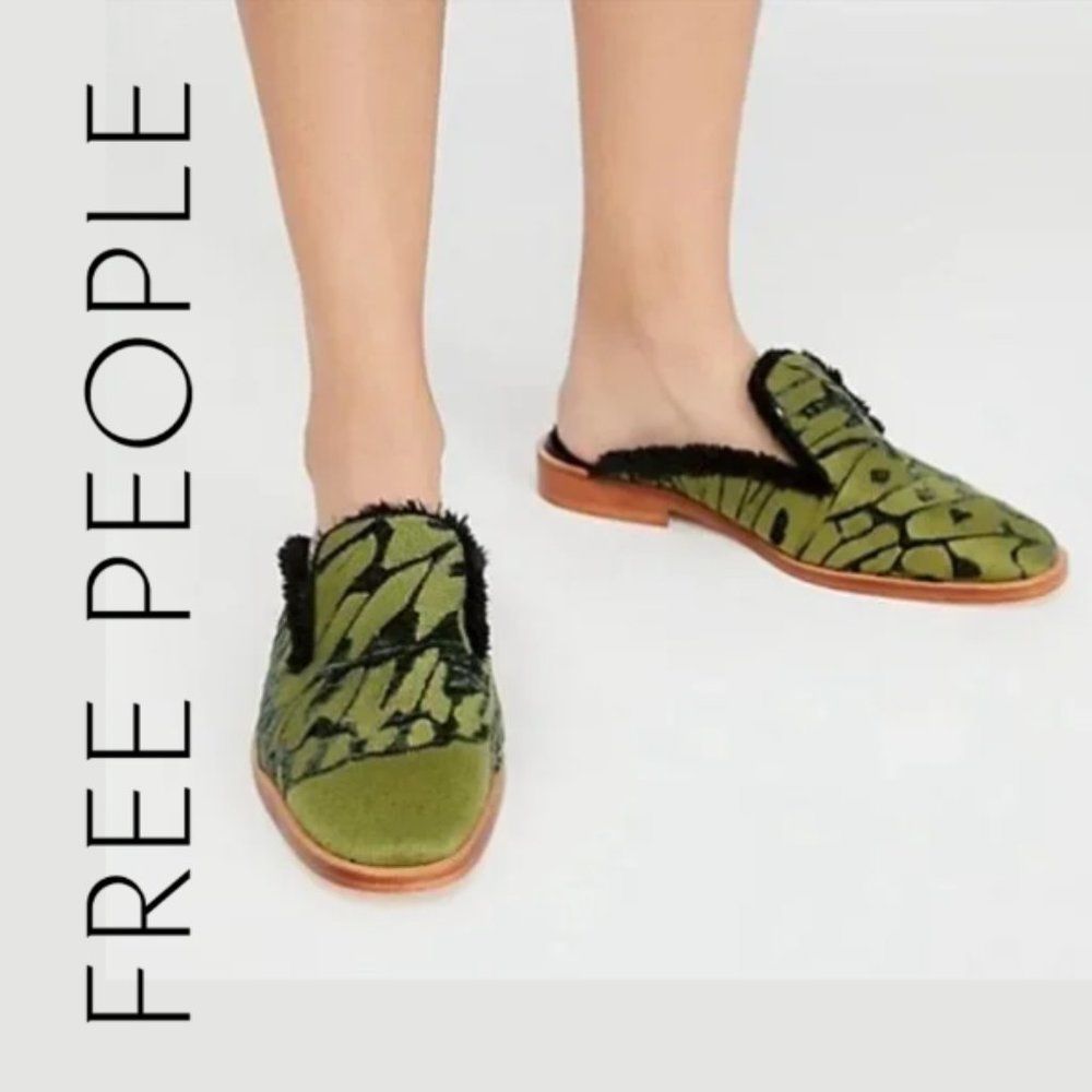 FREE PEOPLE shoes women 7 green black butterfly mules